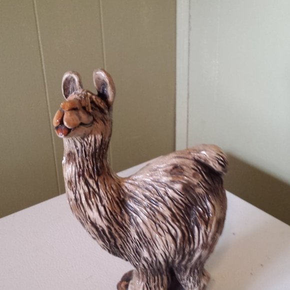 Vintage Handmade Beasties of the Kingdom Collection Lana Llama by John Raya - Picture 15 of 16